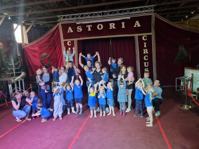 Krümel feiern feucht fröhlichen Saisonabschluss!